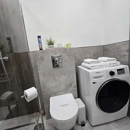 Boleslaviaapartments - Apartament Merci 3, Private Parking Болеславець Екстер'єр фото